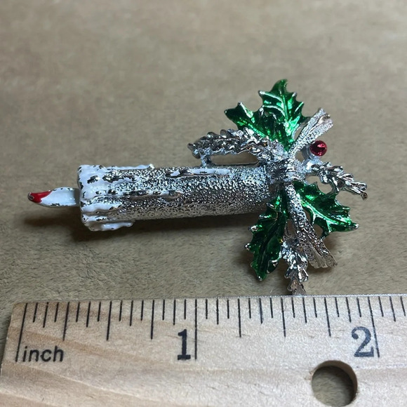 Vintage Christmas Candle Brooch - Picture 5 of 5